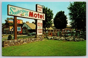Roadside~Soudersburg Motel & Sign Lancaster Pennsylvania~Vintage Postcard