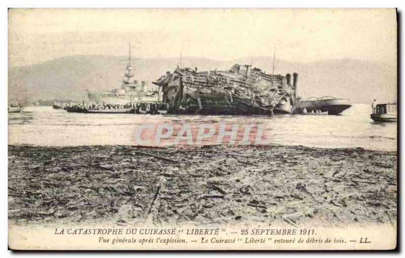 Old Postcard Boat Catastrophe of Freedom General view after the explosion