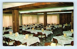 Walnut Room Golden West Motel restaurant REGINA Saskatchewan Canada Postcard