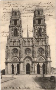 CPA ORLÉANS - La Cathédrale (155457)