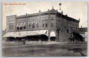 Bank Block Carson City MI Horse Draw Wagons 1908 Michigan Postcard C31