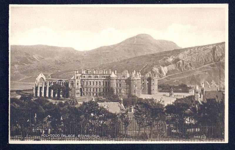 Holyrood Palace Edinburgh Scotland unused c1930's