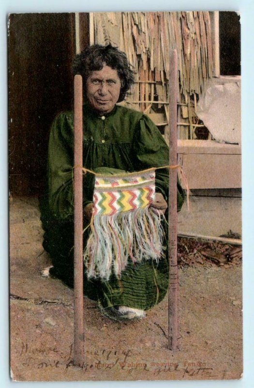 NEW ZEALAND ~ MAORI WAHINE Weaving Taniko 1907  Postcard