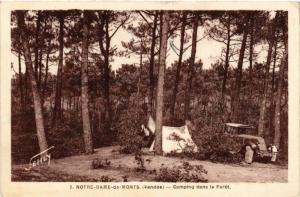 CPA N.-D.-de-MONTS Camping dans la Foret (394183)