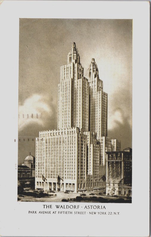 The Waldorf Astoria Park Avenue And Fiftieth Street New York City RPPC C142