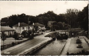 CPA Stenay - Le canal et l'ecluse (118530)