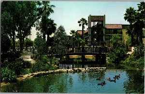 Griswold's Hotel, Claremont CA Vintage Postcard U25