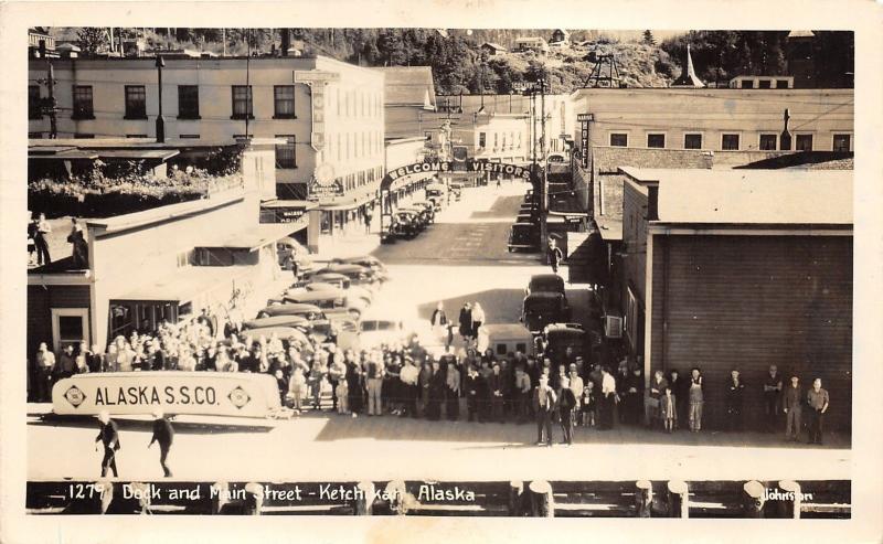 Ketchikan Alaska~Dock & Main Street~Crowd~Alaska SS Co~People on Roof~1949 RPPC