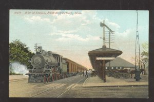 NEWBURYPORT MASSACHUSETTS B&M RAILROAD DEPOT TRAIN STATION VINTAGE POSTCARD