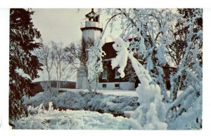 MI - Keweenawland. Eagle Harbor Lighthouse in Winter