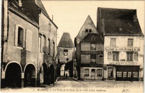 CPA NOYERS - La Place et la Porte de la Ville (Coté AVALLON) (658471)