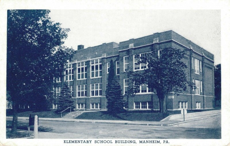 USA Elementary School Building Manheim Pennsylvania 03.31