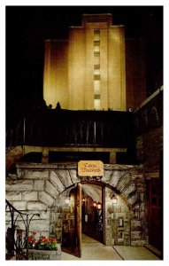 Postcard HISTORICAL SCENE Milwaukee Wisconsin WI AT8335