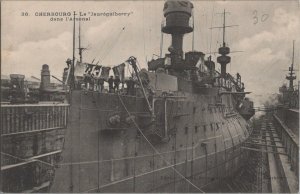 Postcard Ship Le Jaureguiberry dans l'Arsenal Cherbourg