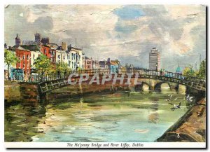 Modern Postcard The Ha'penny Bridge and River Liffey Dublin Ireland