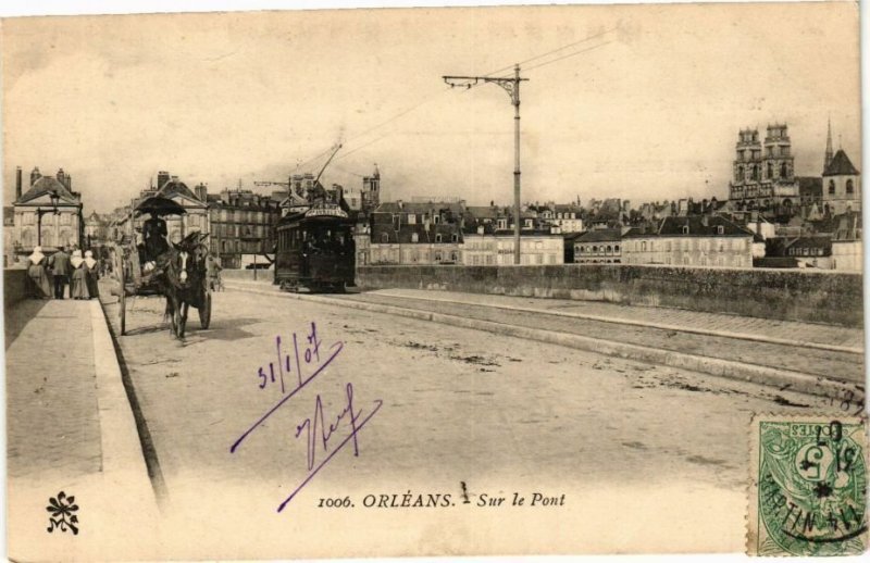 CPA ORLÉANS - Sur le Pont (164091)