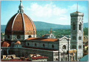 Firenze The Dome Florence Italy Mountain View in the Background Postcard