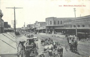 c1910 Roseburg Texas Main Street people horses street Scene Postcard 25-12049