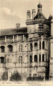 CPA BLOIS - Le Chateau - La Facade Francois Ier - La Tour du MOULIN (294337)