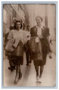 1940 RPPC Women Walking Los Angeles Street Real Photo Postcard