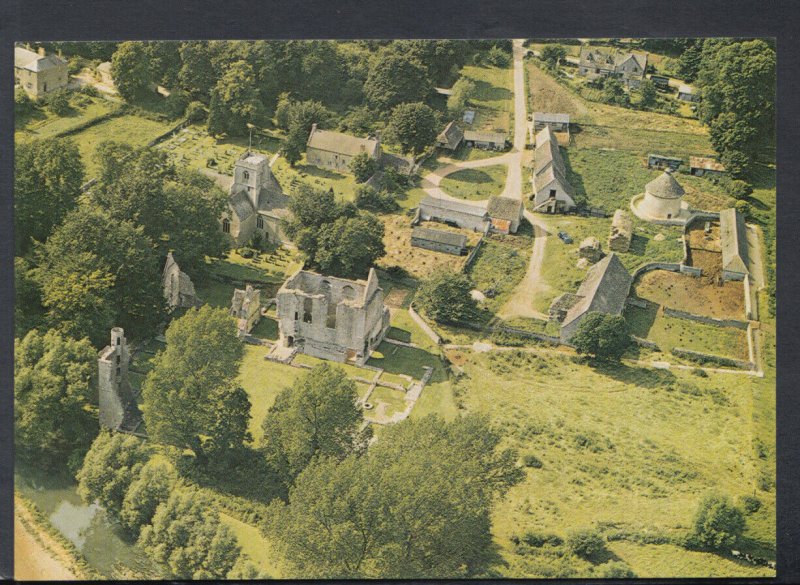 Oxfordshire Postcard - Aerial View of Minster Lovell Hall    T8378