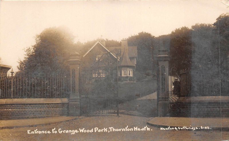 br109211 entrance to grande wood park thornton heath london real photo  uk