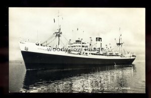 ca0229 - Ellerman Cargo Ship - City of London , built 1947 - postcard