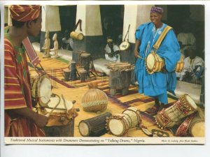 464516 Nigeria musical instruments Drummers demonstrating Talking Drums