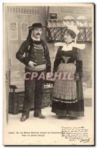 Mr. and Mrs. Botrel in song by a finger Old Postcard Britain Britons TOP