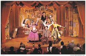 Hoop-Dee-Doo Musical Revue, Pioneer Hall, DISNEYWORLD, 50-70's