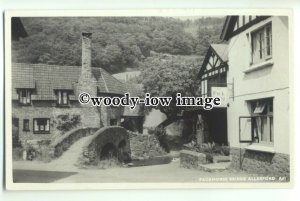 tp9198 - Somerset - The Packhorse Pub and Hump Bridge, at Allerfield - postcard