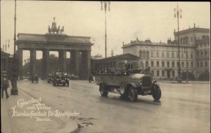 Berlin Nice Street Scene Showing Buus & Cars c1910 Real Photo Postcard