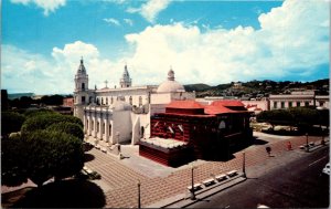 Puerto Rico, Ponce - Cathedral & Parque de Bombas - [FG-329]