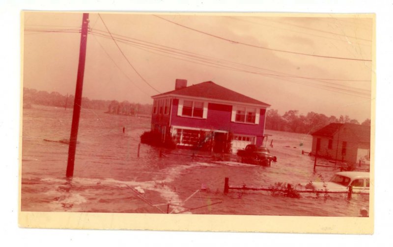 Flood - Unknown Location. House, Cars ca 1956 PHOTO-NOT PC  (creases)