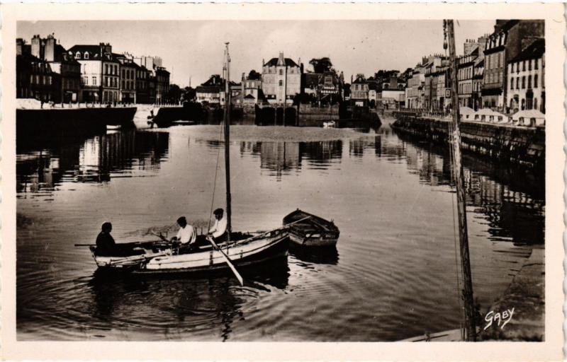 CPM LANDERNEAU - le Port et les Quais-de-LÉON et de Cornouailles (216650)