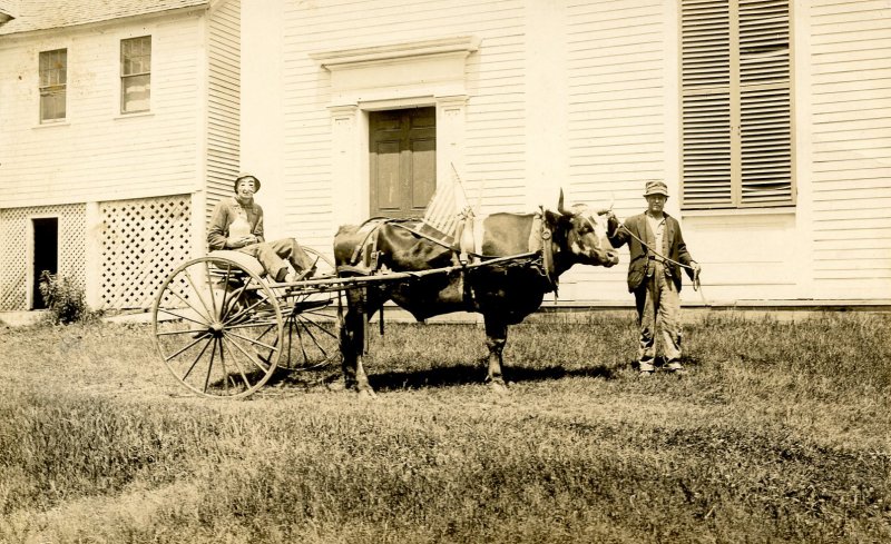 VT- Williamsville.1909 Parade, Universalist Church. P. Thayer Photog. RPPC