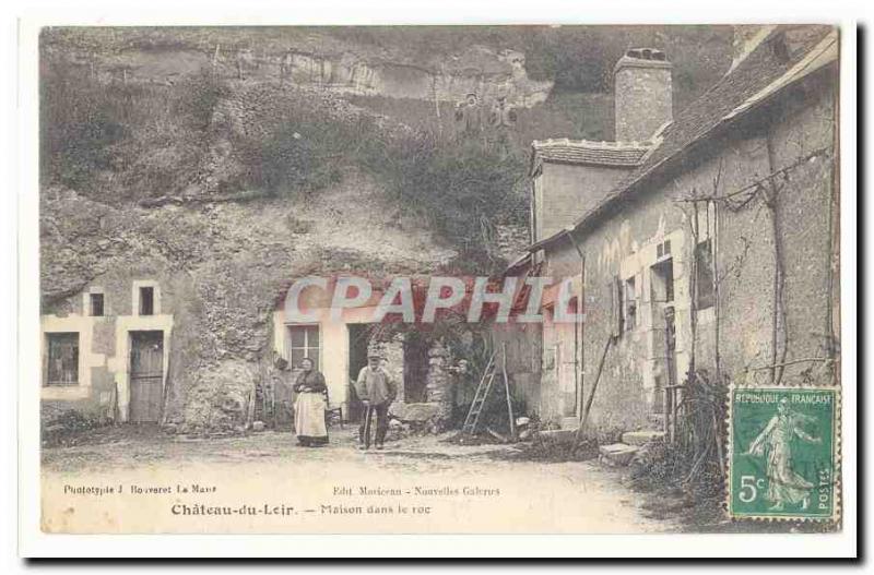 Chateau du Loir Postcard Old House in the rock (animated) (cave)