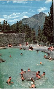 Postcard SWIMMING POOL SCENE Banff Alberta AB AI5473