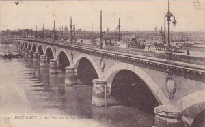 France Bordeaux Le Pont sur la Garonne