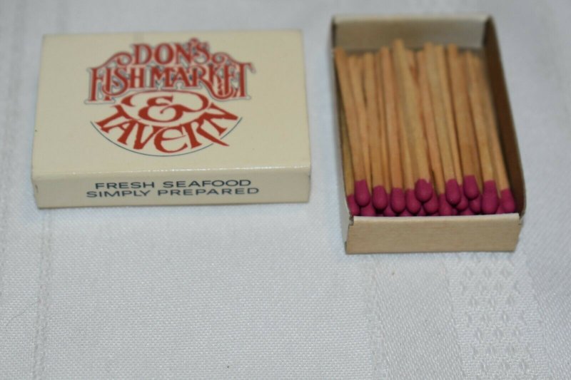 Don's Fishmarket & Tavern Skokie Illinois Matchbox