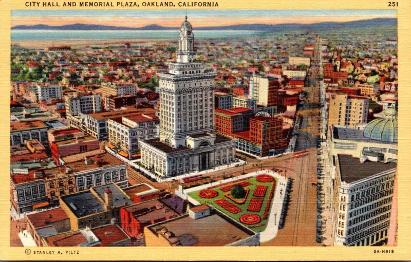 California Oakland City Hall and Memorial Plaza
