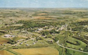 LUMSDEN SASKATCHEWAN CANADA~AERIAL VIEW-QU'APPELLE RIVER VALLEY~POSTCARD