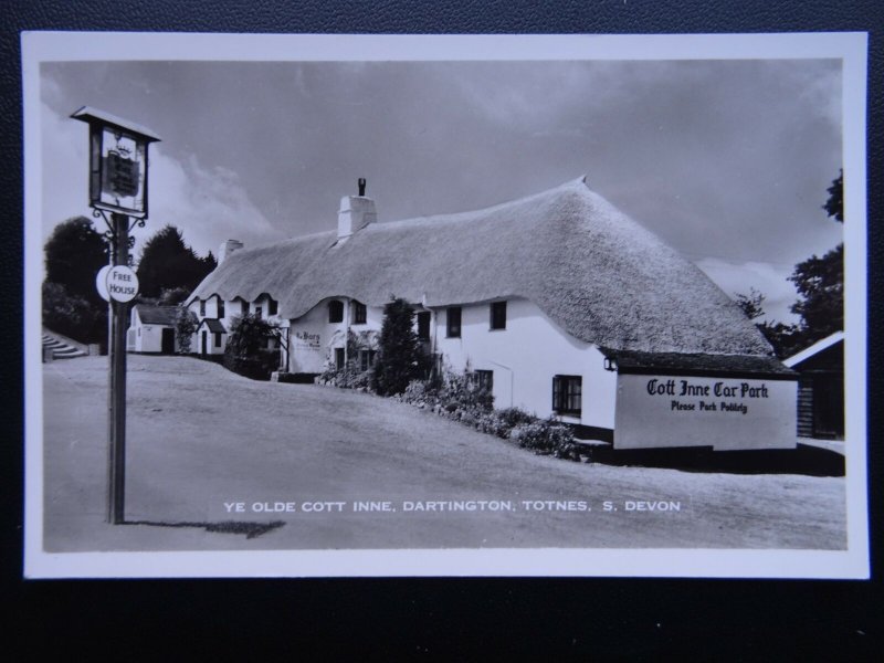 Devon DARTINGTON TOTNES Ye Old Cott Inn - Old RP Postcard by Nicholas Horne