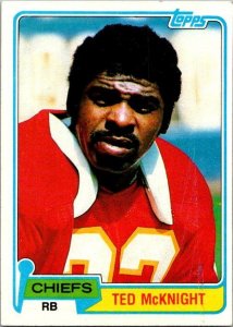 1981 Topps Football Card Ted McKnight Kansas City Chiefs sk60157