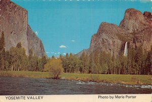 GATES OF THE VALLEY-YOSEMITE VALLEY NATIONAL PARK-CALIFORNIA POSTCARD