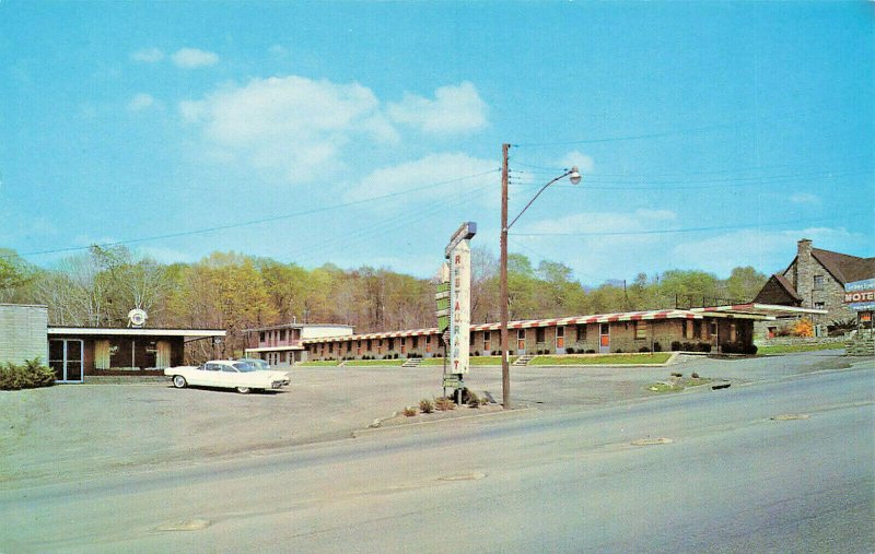 Johnstown PA Motel Old Car on Route #56 Postcard