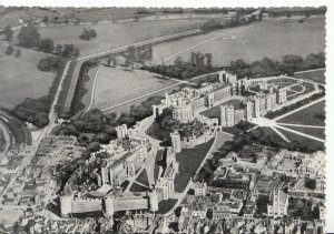 Berkshire Postcard - Aerial View of Windsor Castle - Ref AB2693