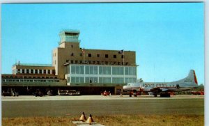 WINDSOR LOCKS, CT Murphy Terminal  BRADLEY INTERNATIONAL AIRPORT 1958 Postcard