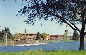 Idaho Falls Idaho 1982 Postcard Driftwood Falls View Motel