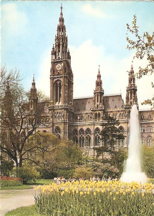 Postal 022023 : The town Hall, Vienna